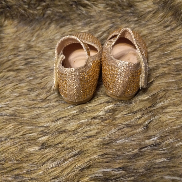 Little Star Toddlers Sparkly Gold Rhinestone Mary Jane Flats- 5 - Picture 3 of 7